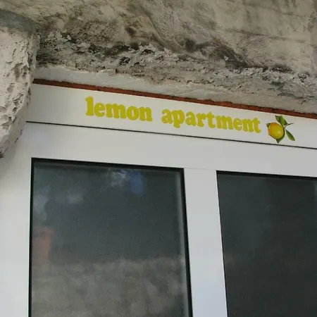 And Lemon 3* Vis