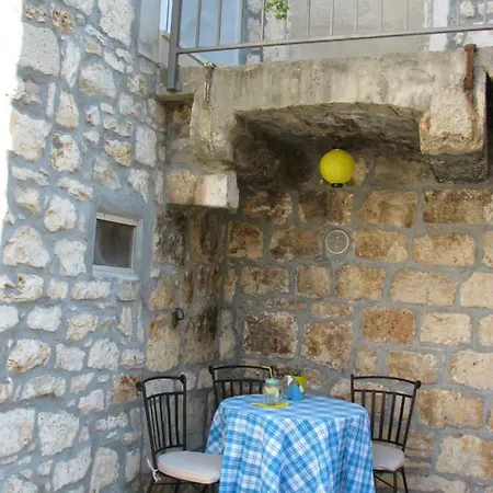 And Lemon Gostinjska kuća Vis