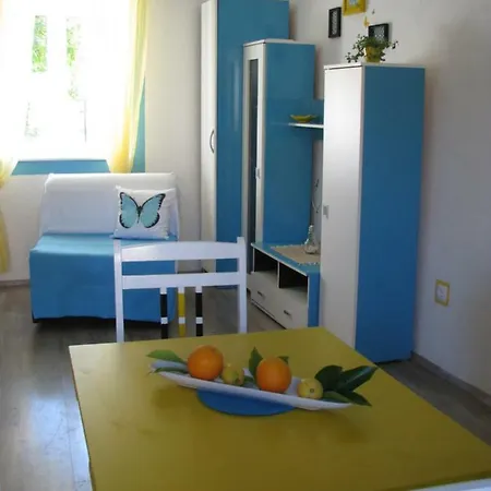 Gostinjska kuća And Lemon 3*