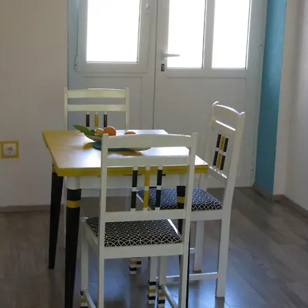 Gostinjska kuća And Lemon