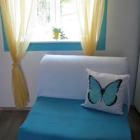 Gostinjska kuća And Lemon