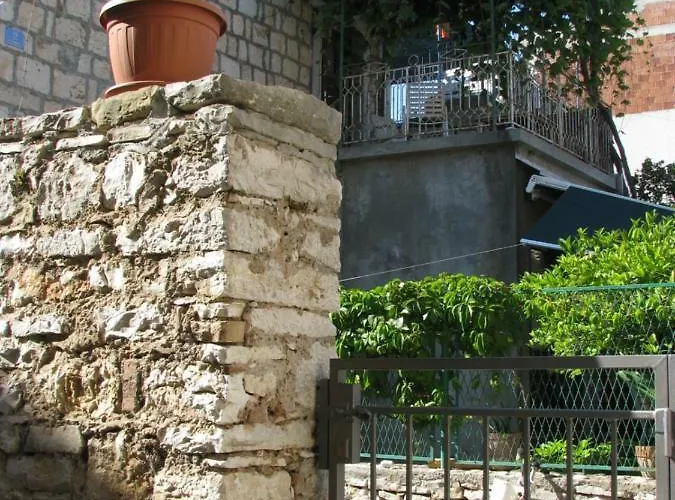 Penzion And Lemon 3*