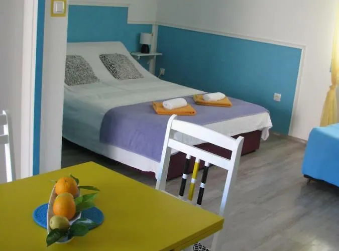 And Lemon Penzion 3*